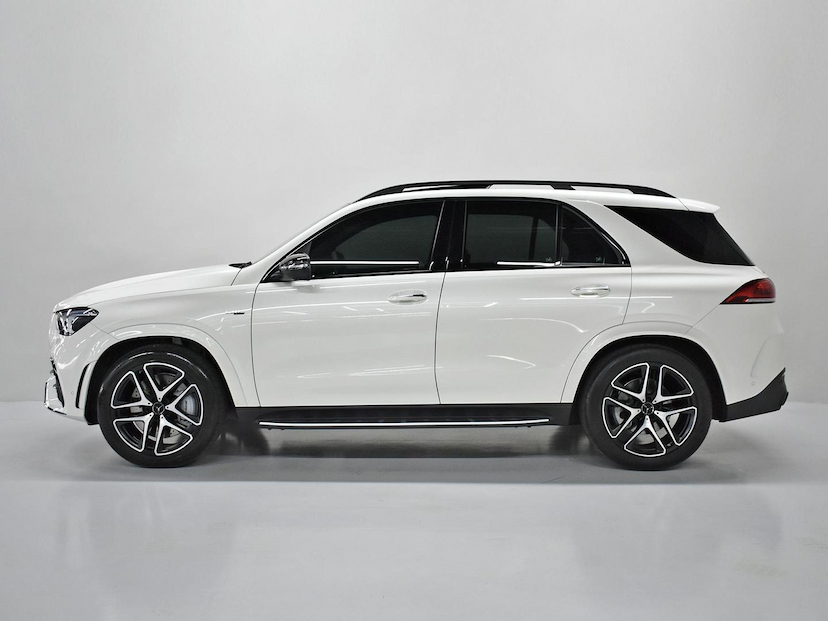 Foto do veículo MERCEDES-BENZ GLE 53 AMG  3.0 L6 GASOLINA 4MATIC+ 9G-TRONIC 2022 22.435 KM 680.000,00