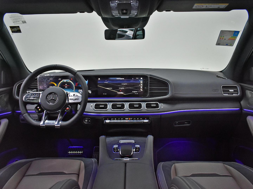 Foto do veículo MERCEDES-BENZ GLE 53 AMG  3.0 L6 GASOLINA 4MATIC+ 9G-TRONIC 2022 22.435 KM 680.000,00