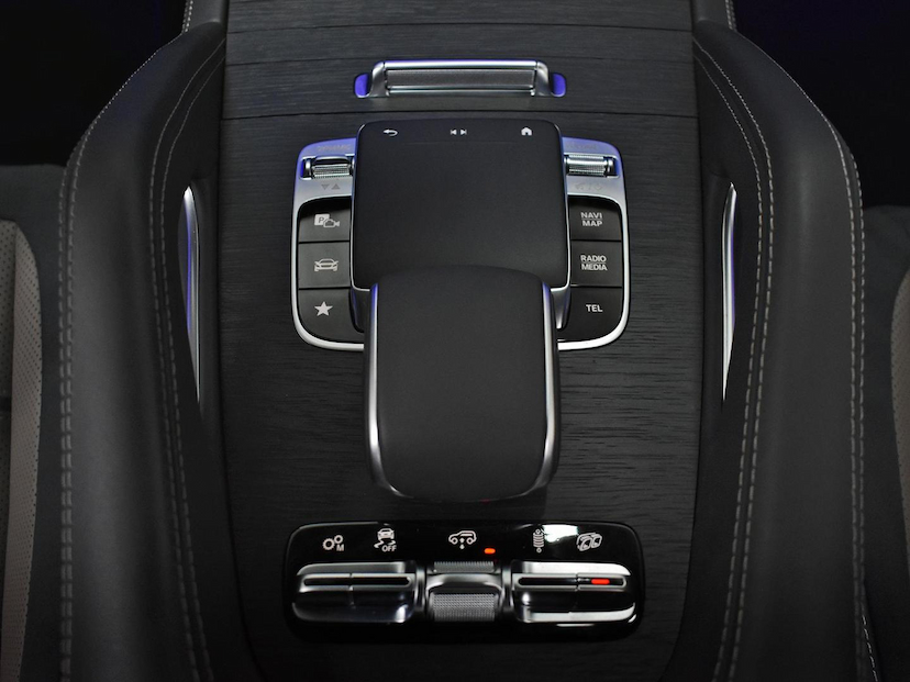 Foto do veículo MERCEDES-BENZ GLE 53 AMG  3.0 L6 GASOLINA 4MATIC+ 9G-TRONIC 2022 22.435 KM 680.000,00