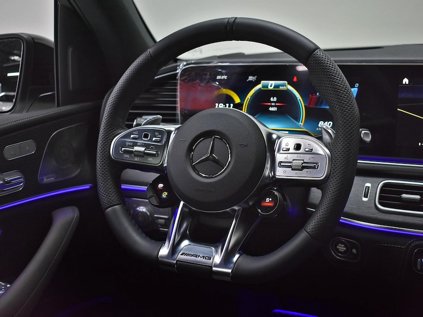 Foto do veículo MERCEDES-BENZ GLE 53 AMG  3.0 L6 GASOLINA 4MATIC+ 9G-TRONIC 2022 22.435 KM 680.000,00