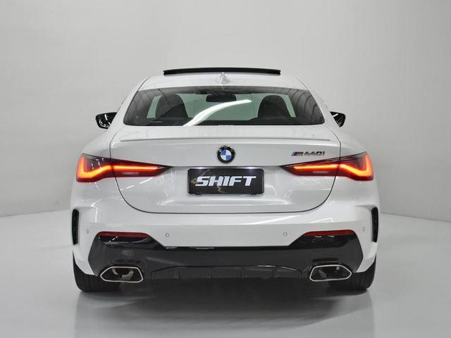 Foto do veículo BMW M440I  COUPE 3.0 TB AUT. 2022 21.952 KM 390.000,00