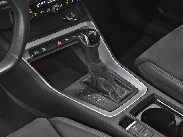 Foto do veículo AUDI Q3  BLACK S LINE 1.4 TFSI S-TRONIC 2020 36.367 KM 219.000,00