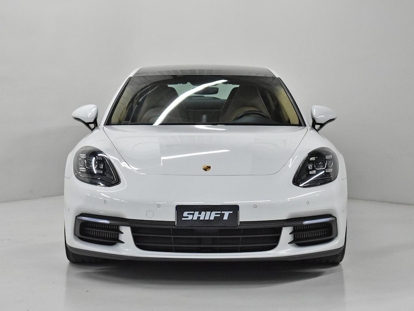 Foto do veículo PORSCHE PANAMERA  4 E-HYBRID 2018 21.295 KM 485.000,00
