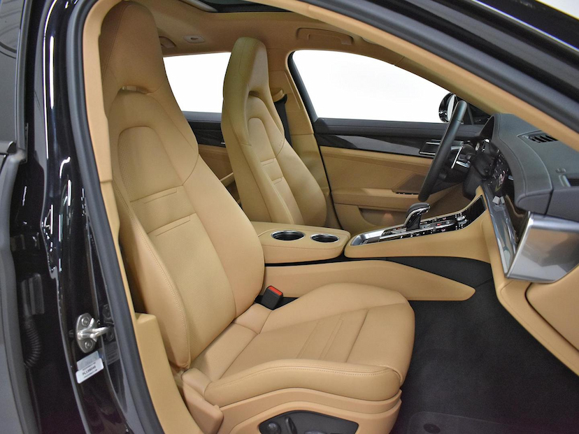 Foto do veículo PORSCHE PANAMERA  4 E-HYBRID SPORT TURISMO 2023 9.161 KM 819.000,00