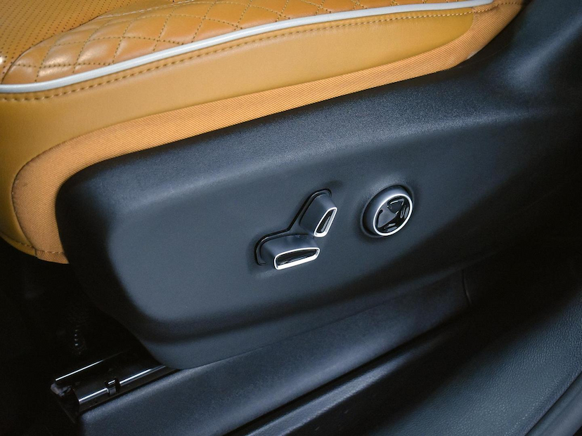 Foto do veículo CHRYSLER PACIFICA  PINNACLE HYBRID 3.6 V6 287 CV 2022 17.675 KM 565.000,00