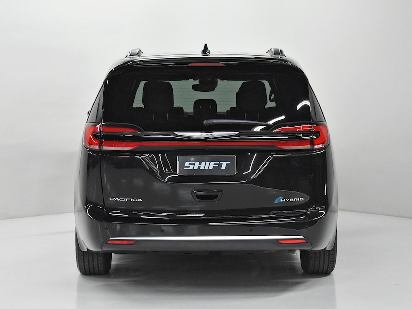 Foto do veículo CHRYSLER PACIFICA  PINNACLE HYBRID 3.6 V6 287 CV 2022 17.675 KM 565.000,00
