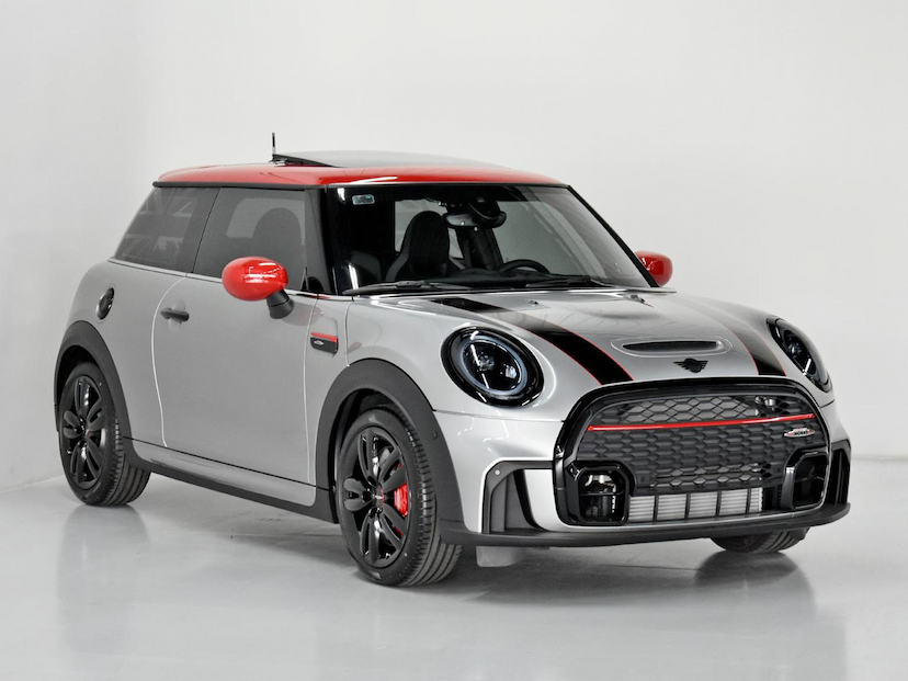 Foto do veículo MINI JOHN COOPER WORKS COOPER HATCH JCW 3P 2024 162 KM 290.000,00