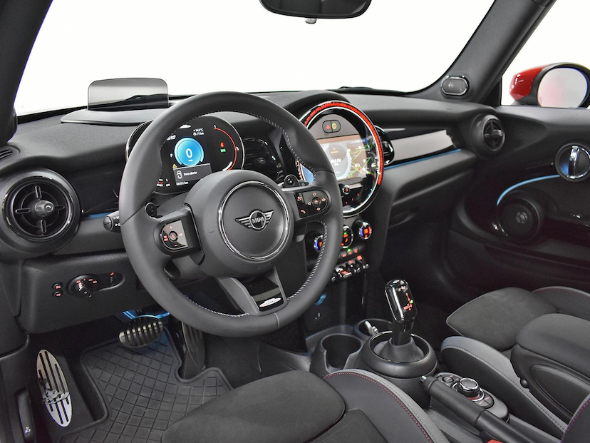 Foto do veículo MINI JOHN COOPER WORKS COOPER HATCH JCW 3P 2024 162 KM 290.000,00