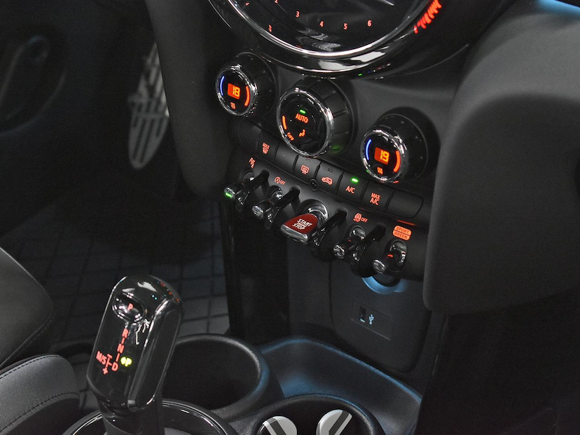Foto do veículo MINI JOHN COOPER WORKS COOPER HATCH JCW 3P 2024 162 KM 290.000,00