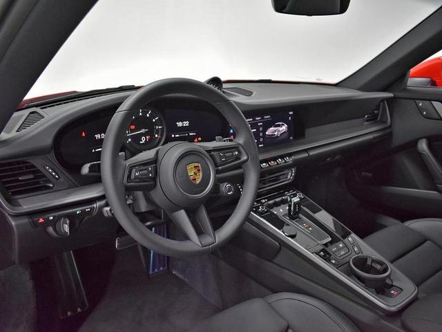 Foto do veículo PORSCHE 911  CARRERA S 3.0 450 CV 2022 6.146 KM 990.000,00