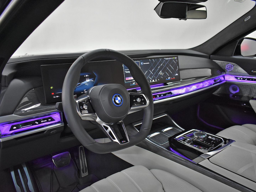 Foto do veículo BMW I7  XDRIVE 60 M SPORT AUT. (ELÉTRICO) 2024 10.806 KM 980.000,00