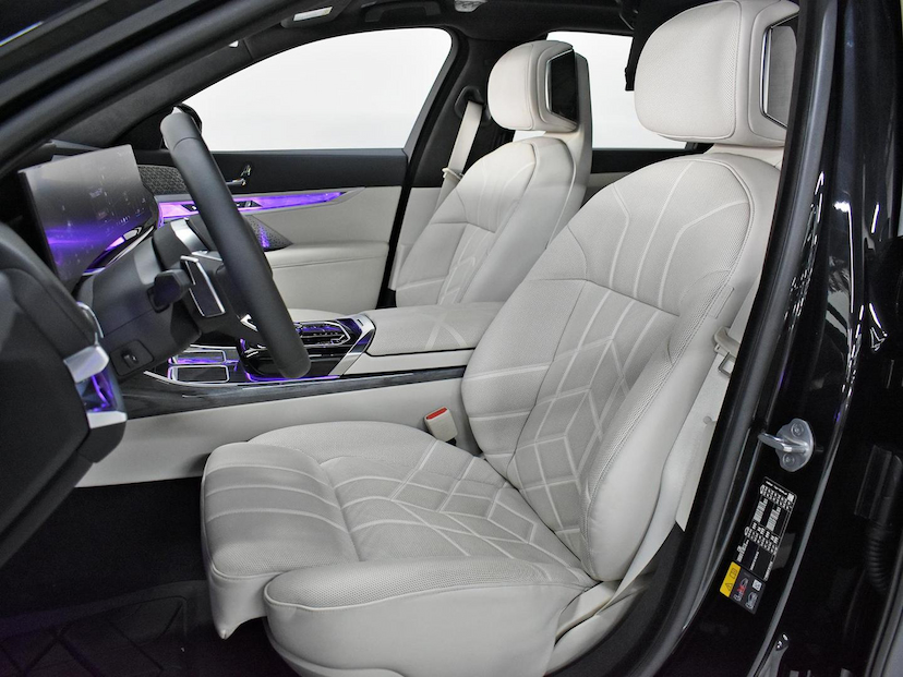Foto do veículo BMW I7  XDRIVE 60 M SPORT AUT. (ELÉTRICO) 2024 10.806 KM 980.000,00