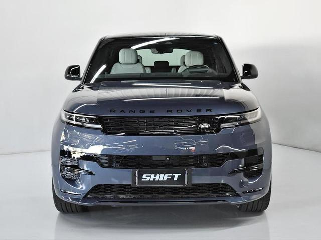 Foto do veículo LAND ROVER RANGE ROVER SP . FIRST. ED. 4.4 V8 TB 530CV AUT 2023 966 KM 1.090.000,00