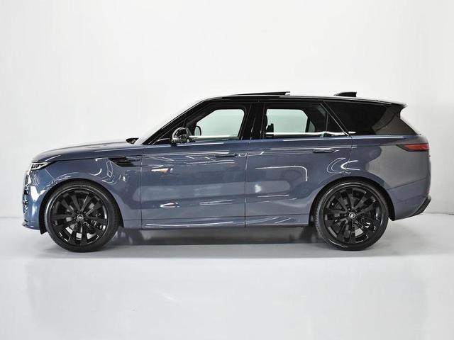Foto do veículo LAND ROVER RANGE ROVER SP . FIRST. ED. 4.4 V8 TB 530CV AUT 2023 966 KM 1.090.000,00