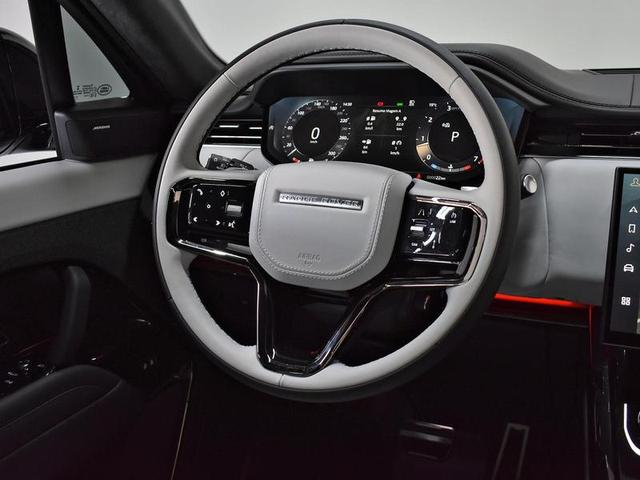Foto do veículo LAND ROVER RANGE ROVER SP . FIRST. ED. 4.4 V8 TB 530CV AUT 2023 966 KM 1.090.000,00