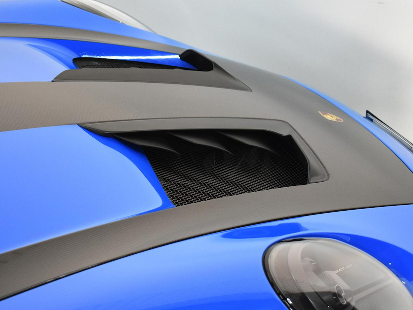 Foto do veículo PORSCHE 911  GT3 RS 2024 2.457 KM 3.850.000,00