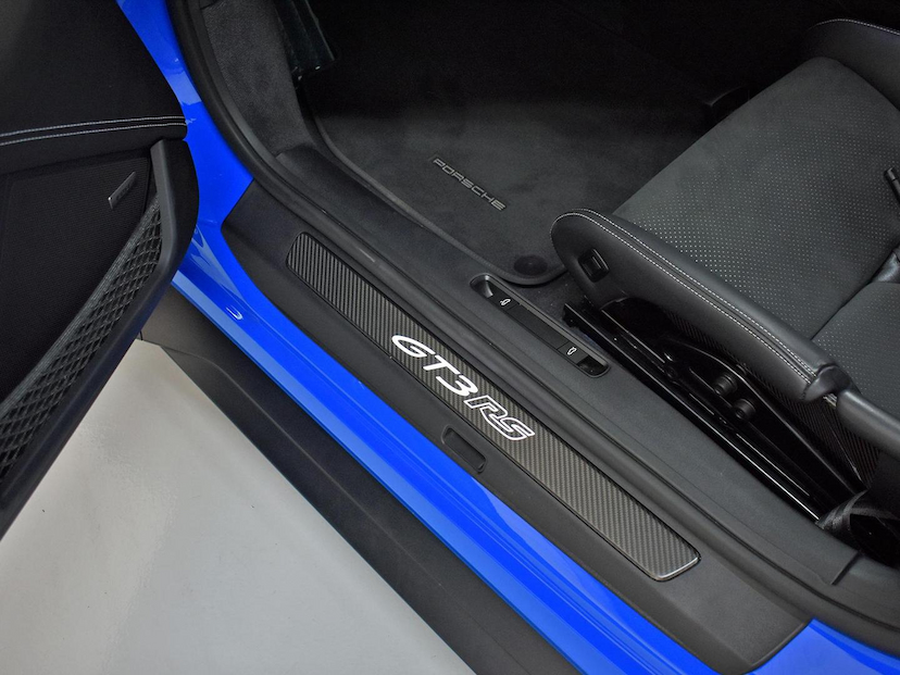 Foto do veículo PORSCHE 911  GT3 RS 2024 2.457 KM 3.850.000,00