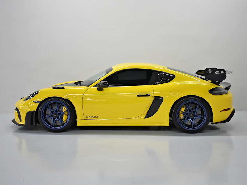 Foto do veículo PORSCHE 718  CAYMAN GT4 RS 4.0 500CV 2024 867 KM 1.950.000,00