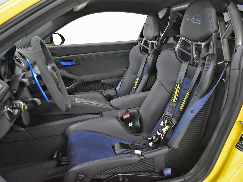 Foto do veículo PORSCHE 718  CAYMAN GT4 RS 4.0 500CV 2024 867 KM 1.950.000,00