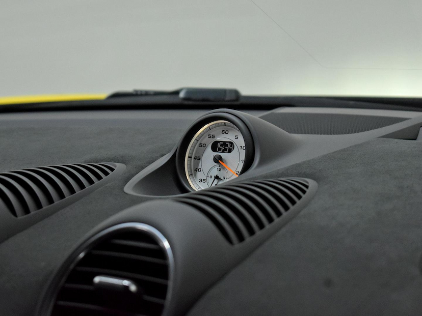 Foto do veículo PORSCHE 718  CAYMAN GT4 RS 4.0 500CV 2024 867 KM 1.950.000,00