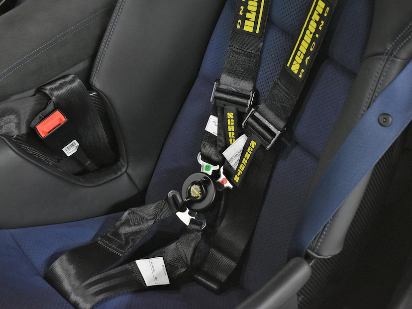 Foto do veículo PORSCHE 718  CAYMAN GT4 RS 4.0 500CV 2024 867 KM 1.950.000,00