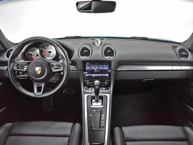 Foto do veículo PORSCHE 718  CAYMAN S 2.5 350CV 2017 16.577 KM 490.000,00