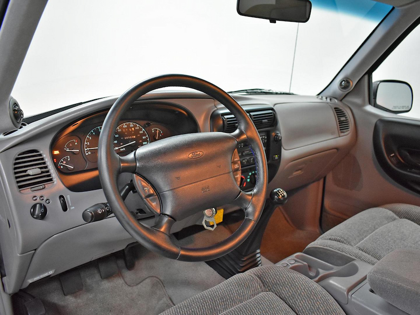 Foto do veículo FORD RANGER  STX(EXT.CAB) 4.0 V-6 12V 2P 1997 3.220 KM 190.000,00
