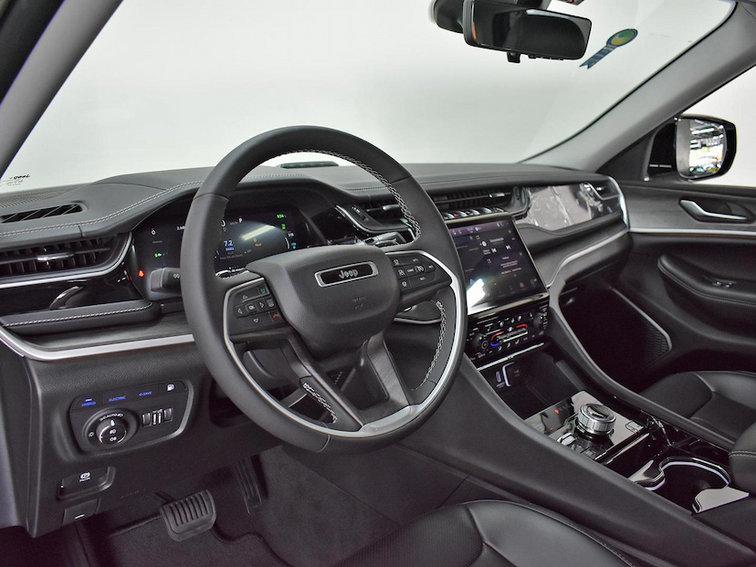 Foto do veículo JEEP CHEROKEE GRAND  4XE 2.0 T. AUT. (HIBRIDO) 2023 9.910 KM 455.000,00