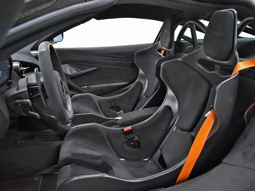Foto do veículo MCLAREN 765LT  COUPE 4.0 BI-TURBO V8 2021 1.568 KM 4.700.000,00