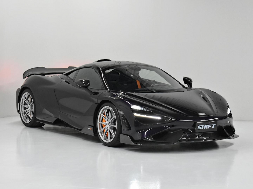 Foto do veículo MCLAREN 765LT  COUPE 4.0 BI-TURBO V8 2021 1.568 KM 4.700.000,00