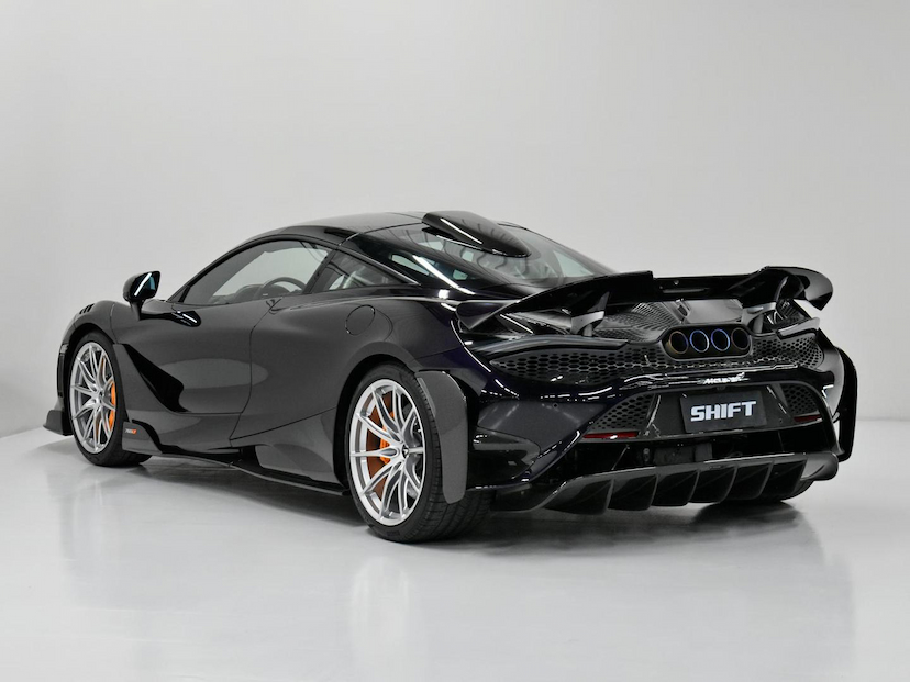 Foto do veículo MCLAREN 765LT  COUPE 4.0 BI-TURBO V8 2021 1.568 KM 4.700.000,00