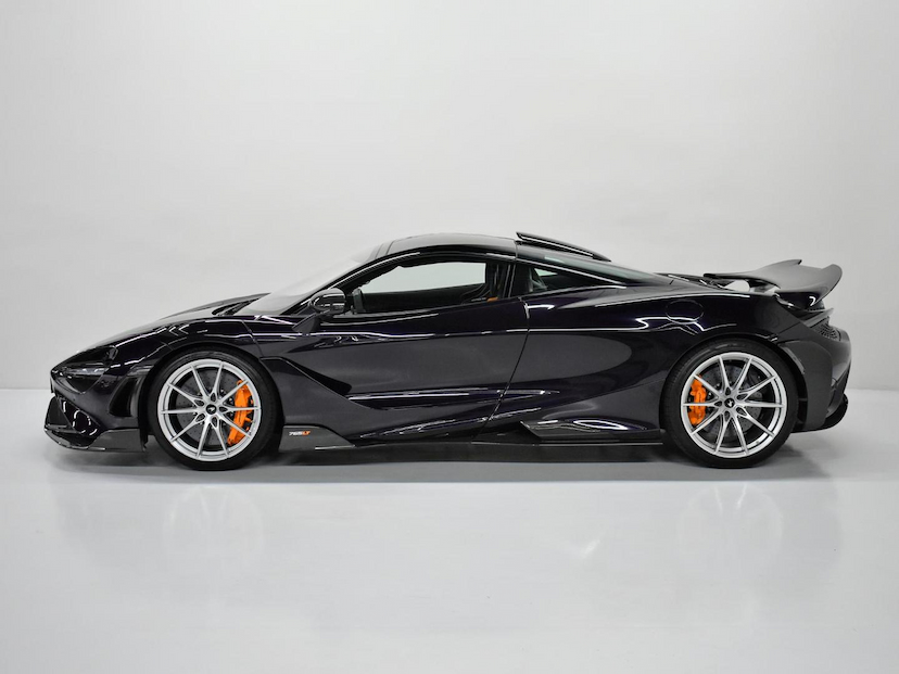 Foto do veículo MCLAREN 765LT  COUPE 4.0 BI-TURBO V8 2021 1.568 KM 4.700.000,00