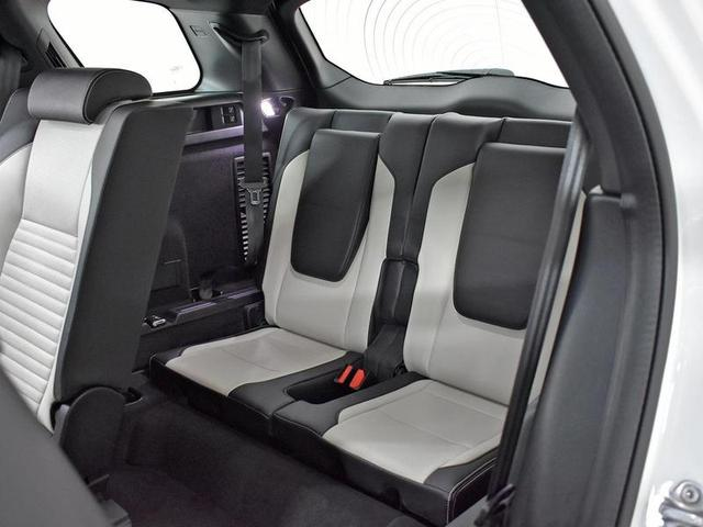 Foto do veículo LAND ROVER DISCOVERY  SPORT 2.0 D200 TURBO DIESEL R-DYNAMIC SE AUTOMÁTICO 2022 17.322 KM 299.000,00