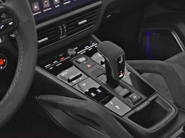 Foto do veículo PORSCHE CAYENNE  TURBO GT 4.0 V8 2023 16.350 KM 1.150.000,00