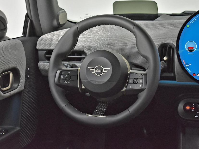 Foto do veículo MINI COOPER  S TOP 2.0 2025 223 KM 275.000,00