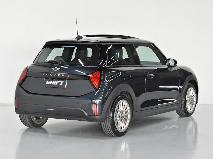 Foto do veículo MINI COOPER  S TOP 2.0 2025 223 KM 275.000,00