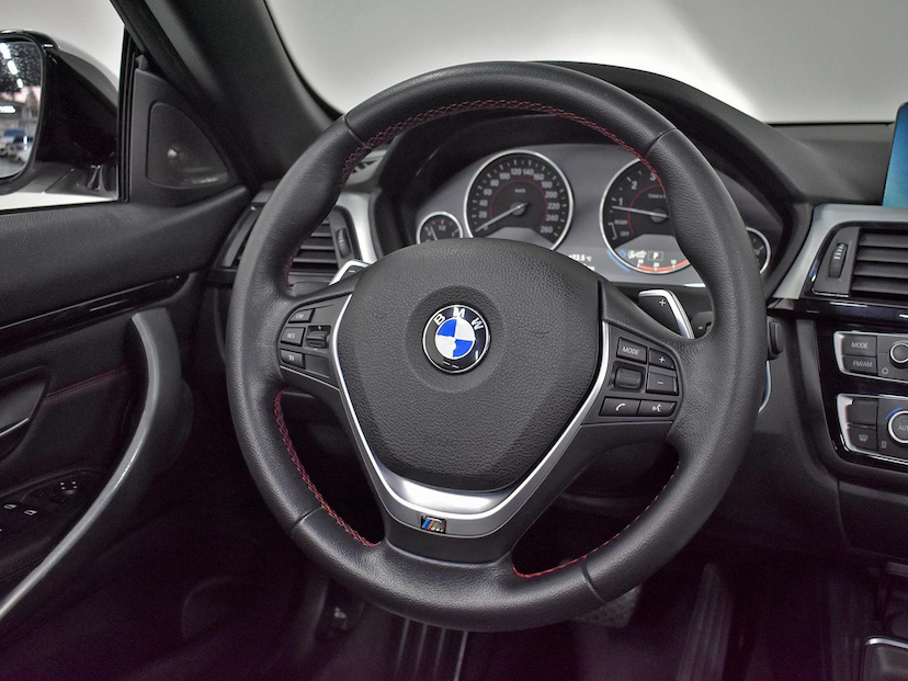 Foto do veículo BMW 428I  CABRIOLET SPORT 2.0 TB 245CV 2016 47.708 KM 210.000,00
