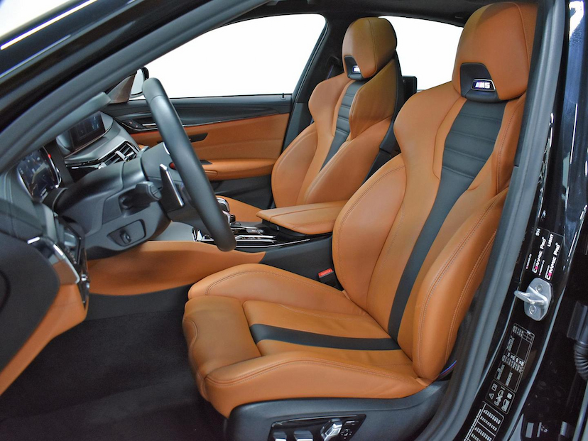 Foto do veículo BMW M5  4.4 V8 TWIN POWER M XDRIVE STEPTRONIC 2019 25.815 KM 520.000,00