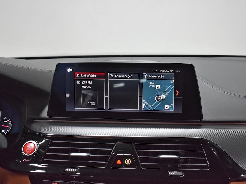 Foto do veículo BMW M5  4.4 V8 TWIN POWER M XDRIVE STEPTRONIC 2019 25.815 KM 520.000,00
