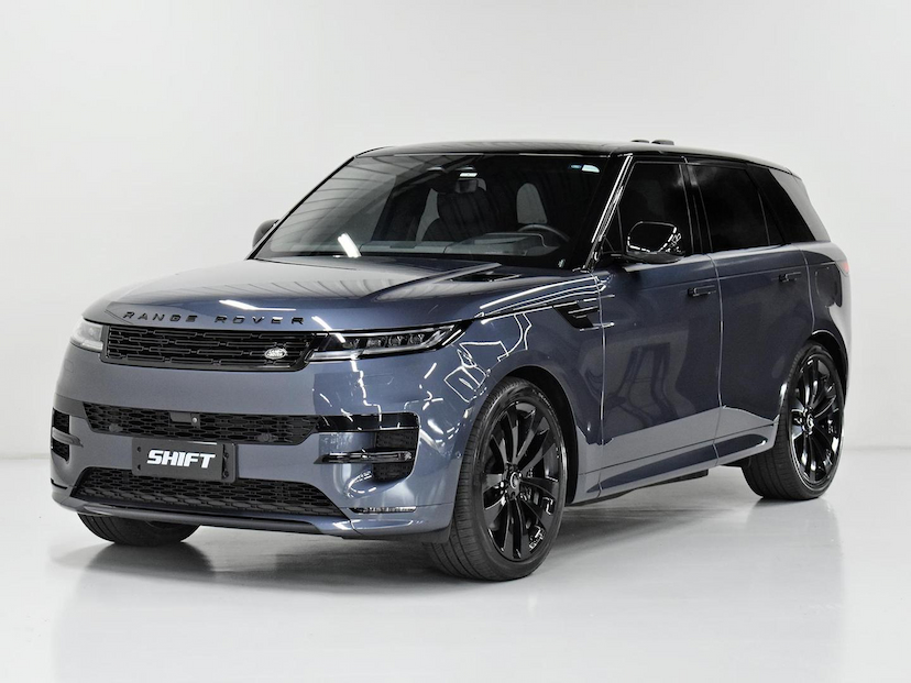 Foto do veículo LAND ROVER RANGE ROVER RANGE R. SP. FIRST ED. 3.0 510CV (HÍB) 2023 23.462 KM 840.000,00
