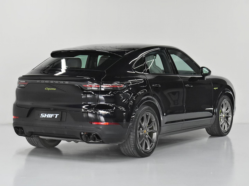 Foto do veículo PORSCHE CAYENNE  COUPE PLATINUM ED 3.0 (HIBRIDO) 2022 31.479 KM 670.000,00