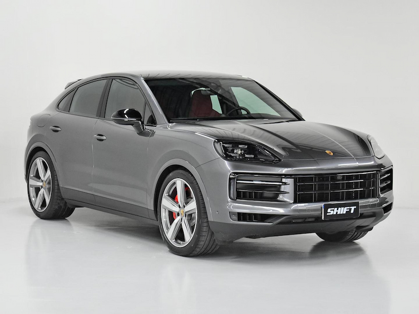Foto do veículo PORSCHE CAYENNE  S COUPE 4.0 V8 474CV 2024 8.088 KM 945.000,00