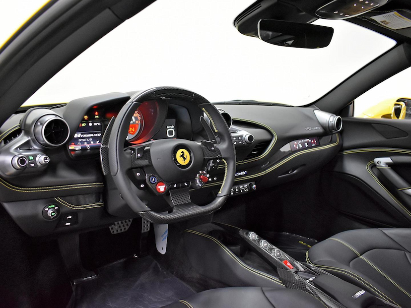 Foto do veículo FERRARI F8  TRIBUTO 2022 13.041 KM 3.950.000,00