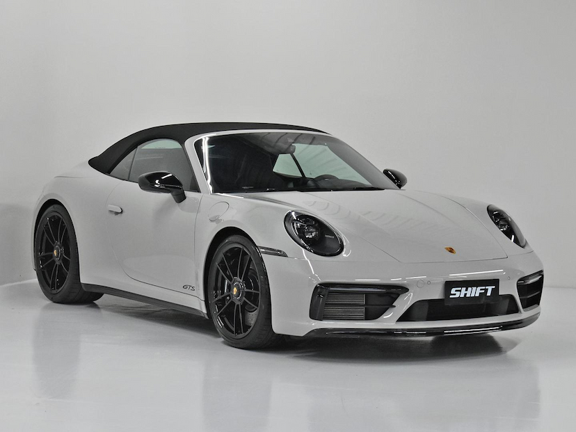 Foto do veículo PORSCHE 911  CARRERA GTS CABRIOLET 2022 8.153 KM 1.150.000,00