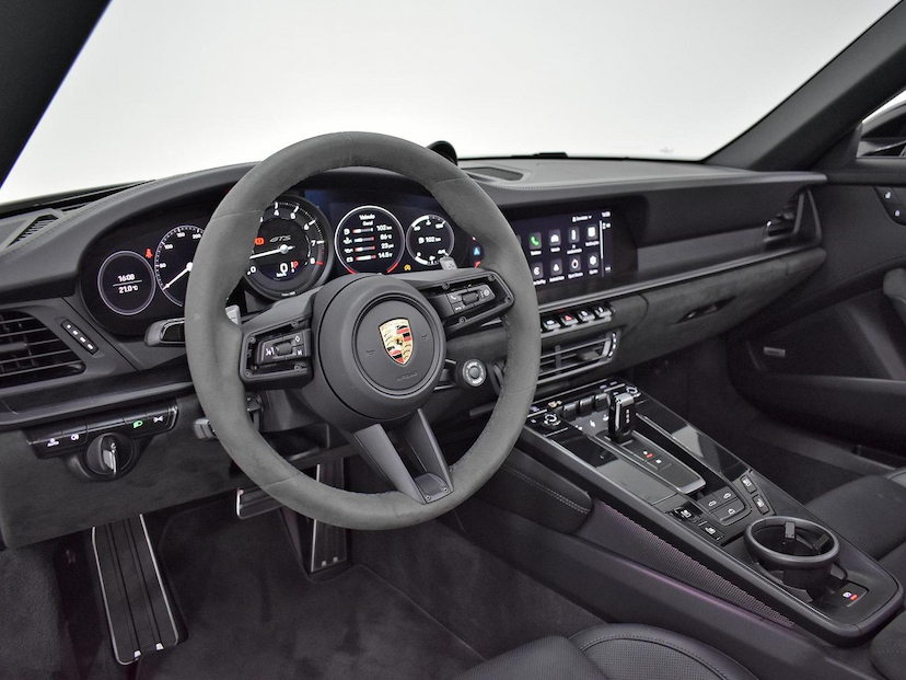Foto do veículo PORSCHE 911  CARRERA GTS CABRIOLET 2022 8.153 KM 1.150.000,00