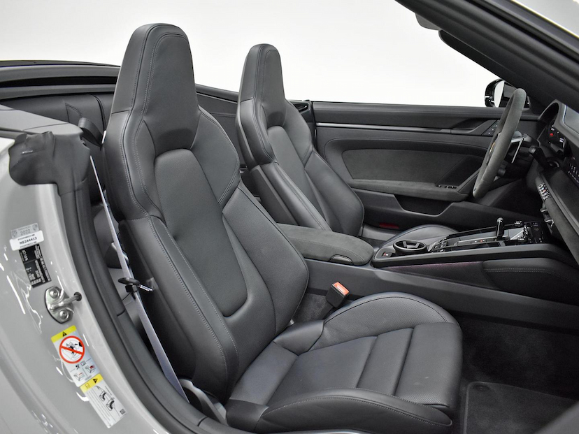 Foto do veículo PORSCHE 911  CARRERA GTS CABRIOLET 2022 8.153 KM 1.150.000,00