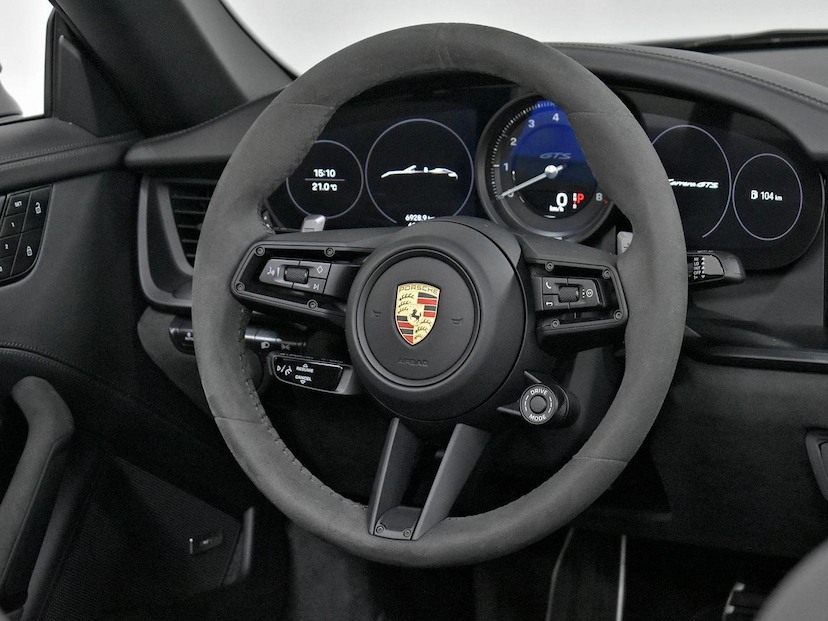 Foto do veículo PORSCHE 911  CARRERA GTS CABRIOLET 2022 8.153 KM 1.150.000,00