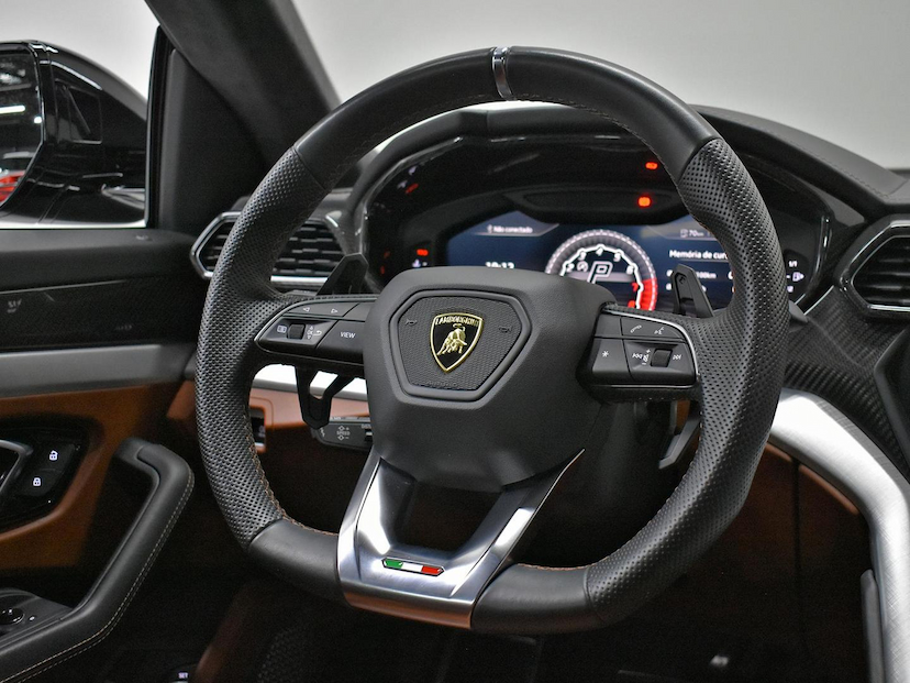 Foto do veículo LAMBORGHINI URUS  LP 650 4 2019 29.180 KM 2.600.000,00