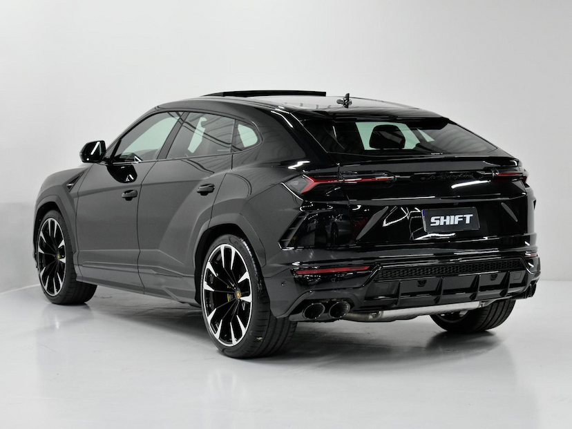 Foto do veículo LAMBORGHINI URUS  LP 650 4 2019 29.180 KM 2.600.000,00