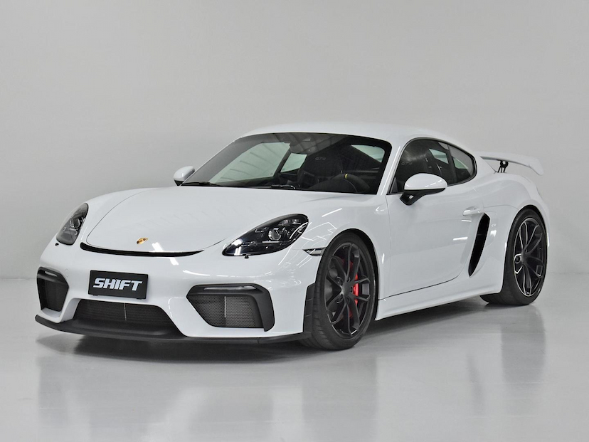 Foto do veículo PORSCHE CAYMAN  GT4 2021 8.396 KM 890.000,00